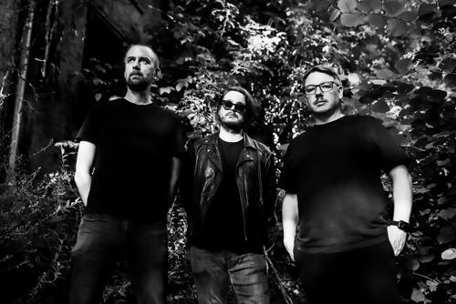 KONTROLLE / TV CULT / DEAD YEARS