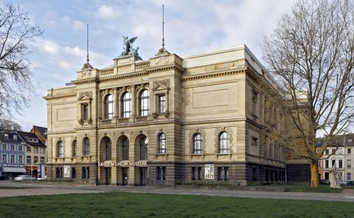 https://kunstmuseenkrefeld.de/de/Program/2025/07/Kunst-Am-Mittag-Kurzfuehrung-Grafik-Im-Studio-1